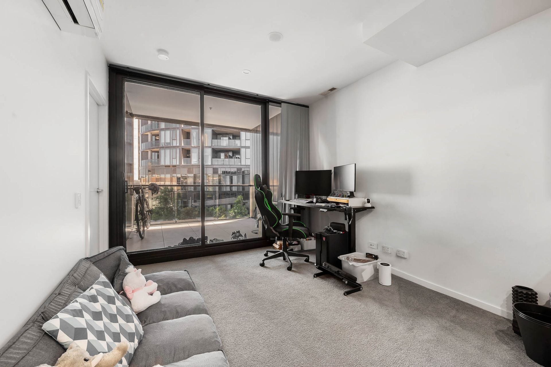 613/1 Grazier Lane, Belconnen, Belconnen - Thumbnail 5