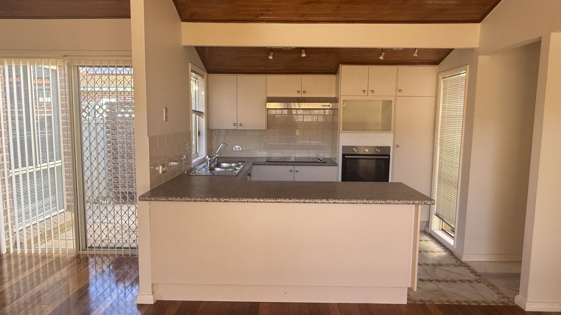 11B Mercedes Road, Ingleburn NSW, Ingleburn - Thumbnail 2