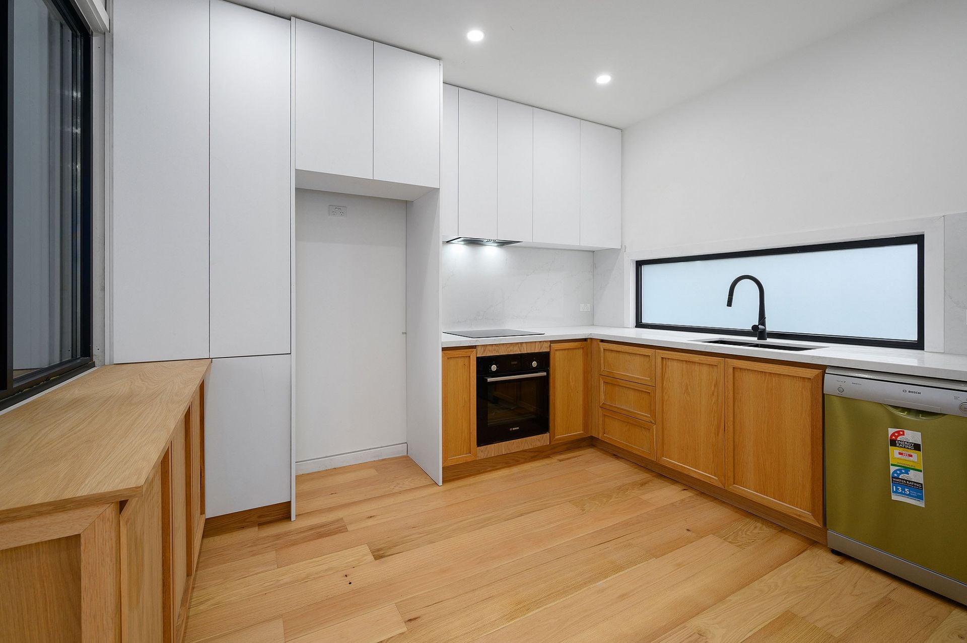 Newly Built Brunswick West Townhouse: Your Urban Oasis Awaits!.