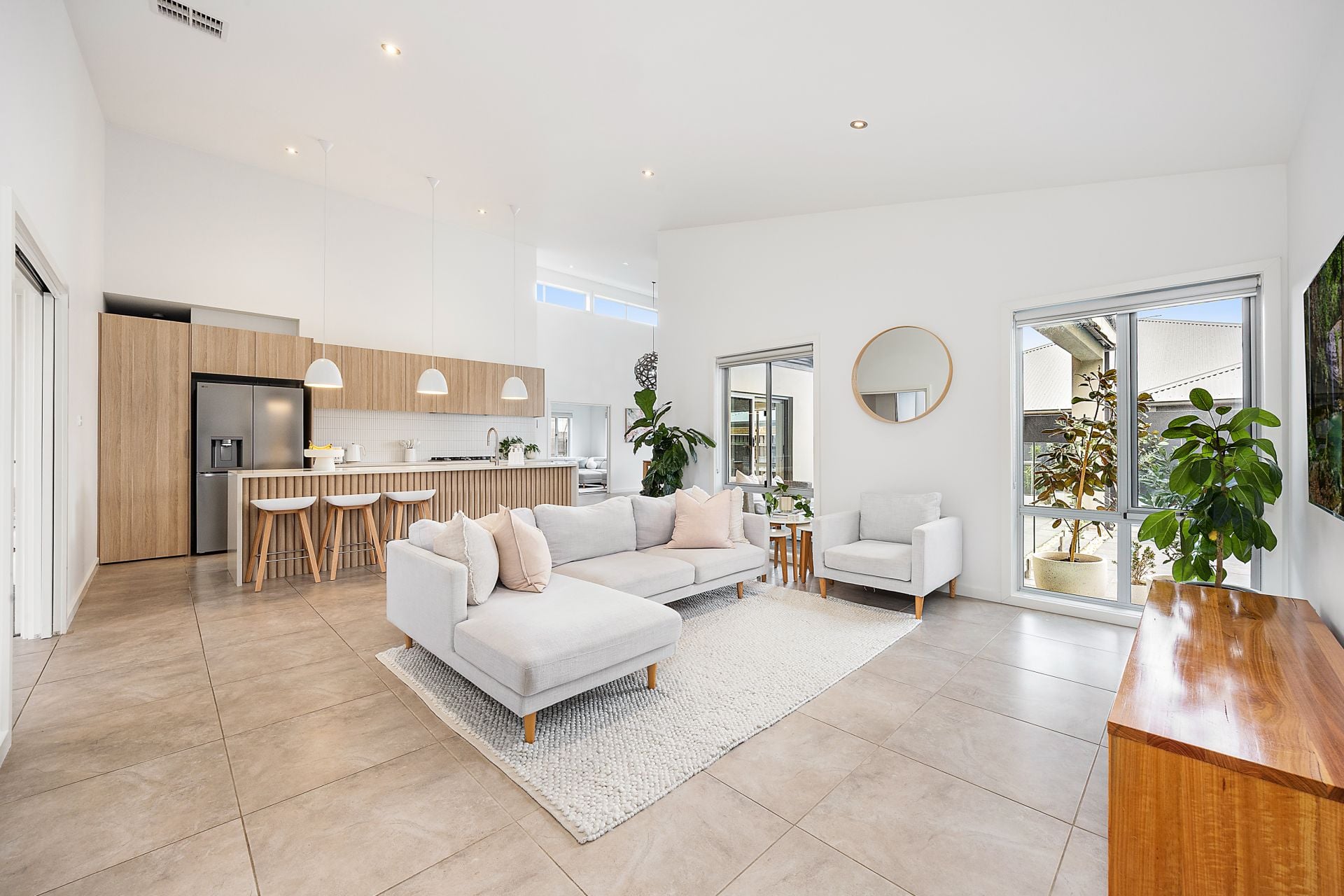 6 Kevin Curtis Crescent, Casey ACT, Casey - Image 1