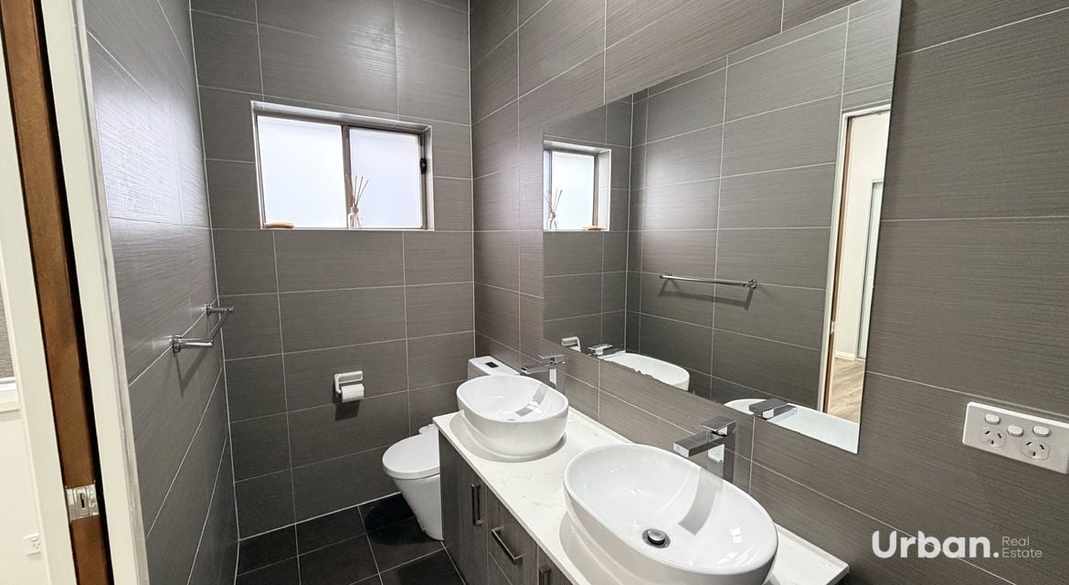 Oran Park 25 Sowerby Street