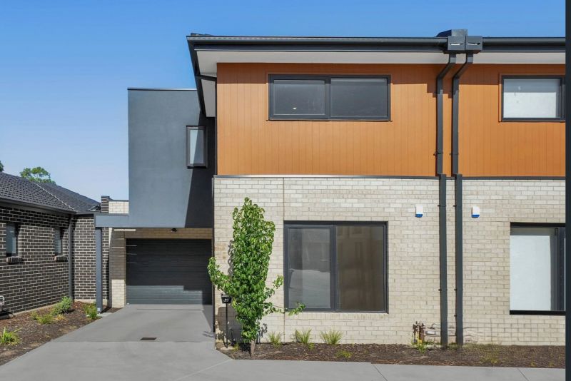 23 Midnight Circuit, South Morang, South Morang - Thumbnail 2