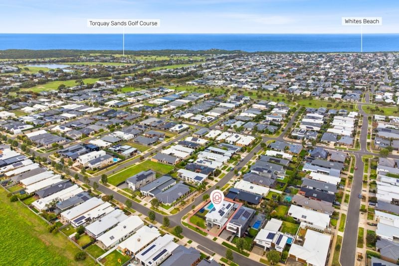 16 Pintail Drive Torquay VIC, Torquay - Image 1