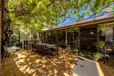 Braidwood 102-104 Wallace Street