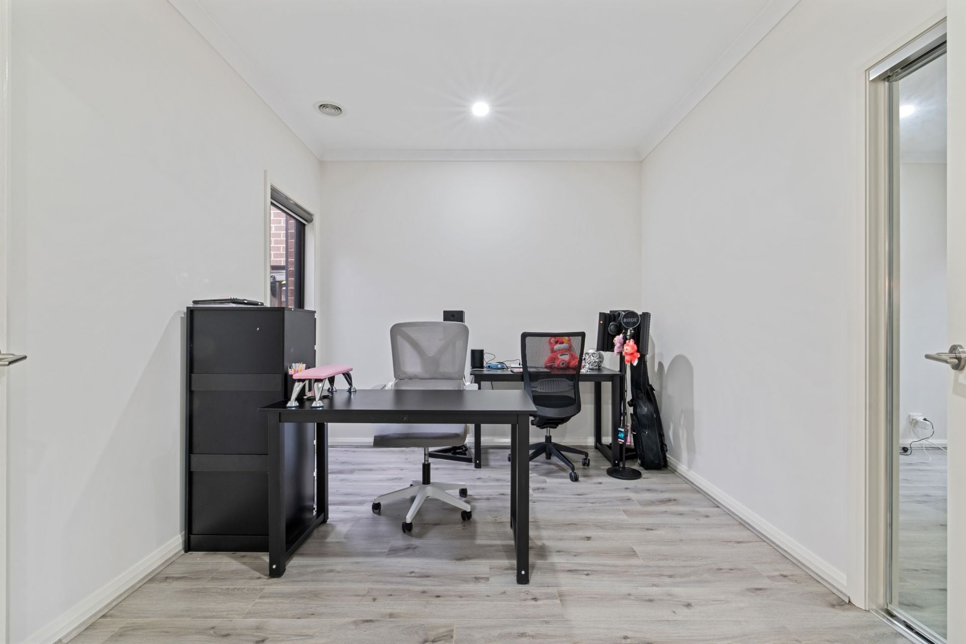 Modern Family Living at 20 Daintree Entrance, Donnybrook