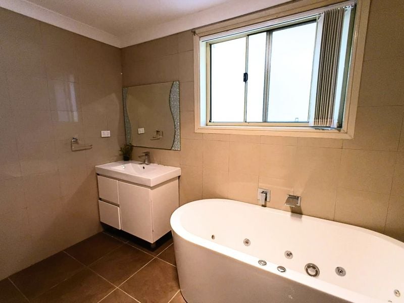 8/2 Charlotte Road, Rooty Hill