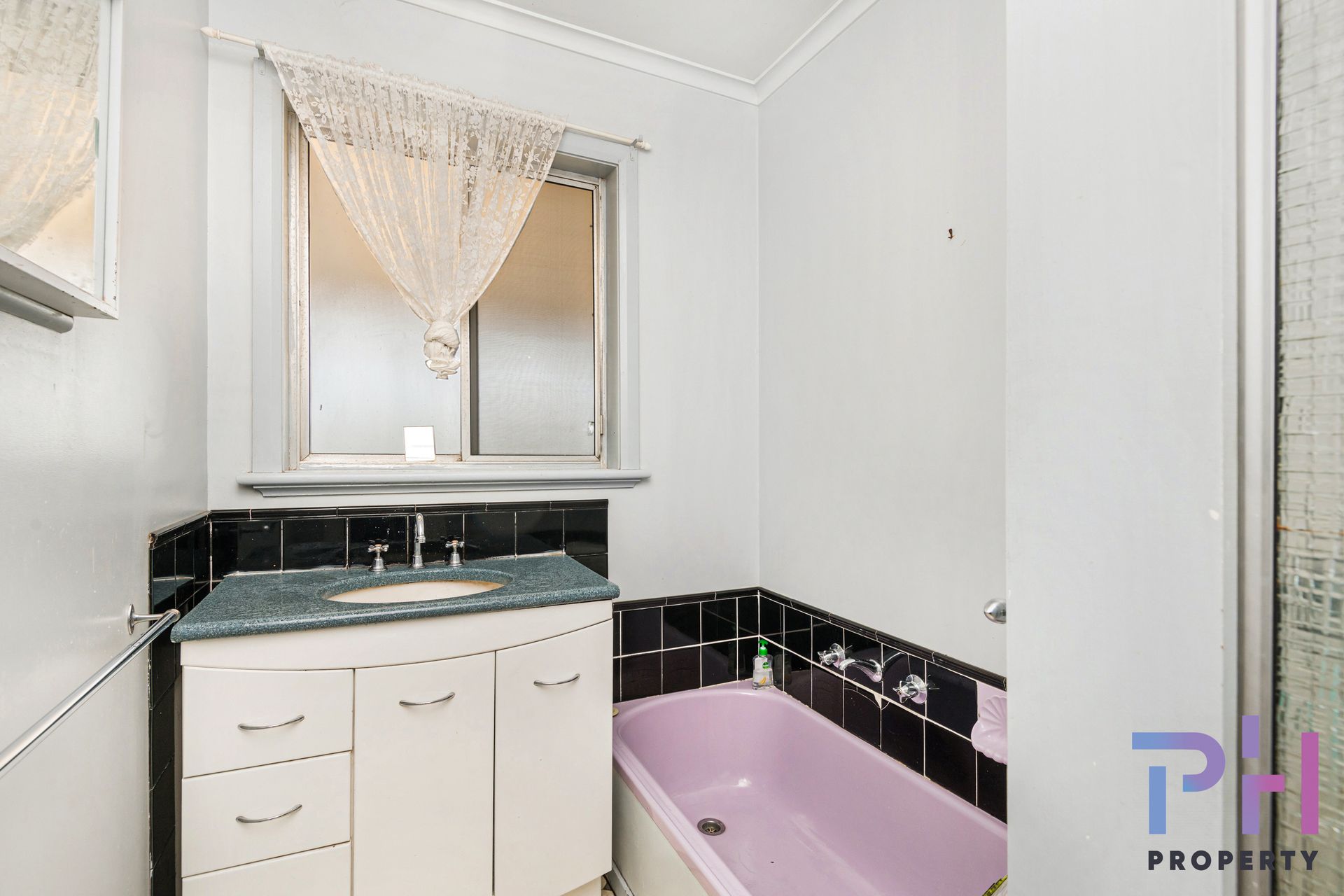 3 Thompson Street LONG GULLY VIC, Long Gully - Thumbnail 3