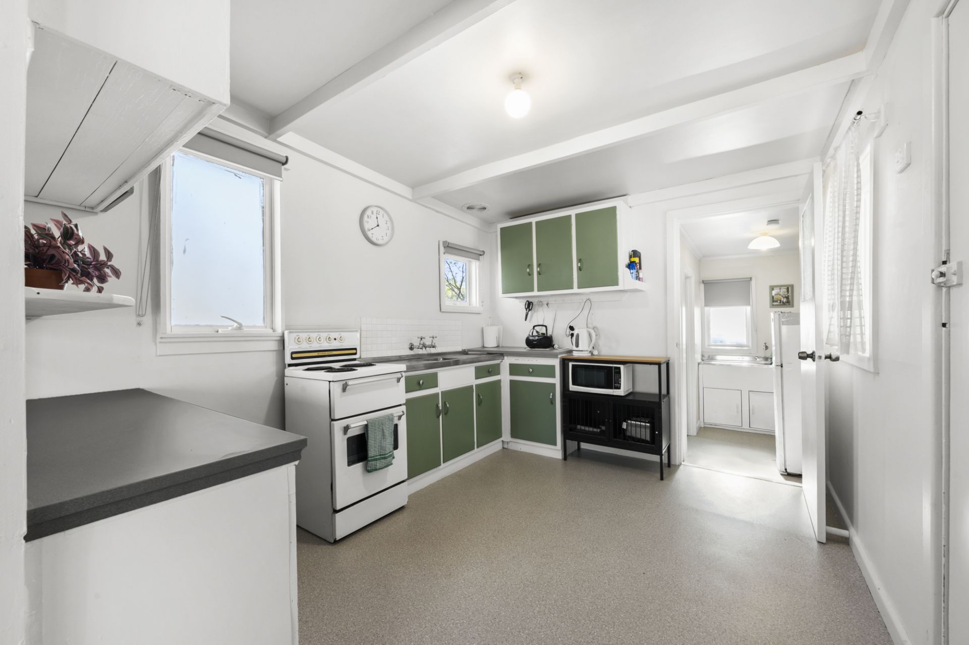 45 Ramon Close, Moonlight Flat - Thumbnail 7