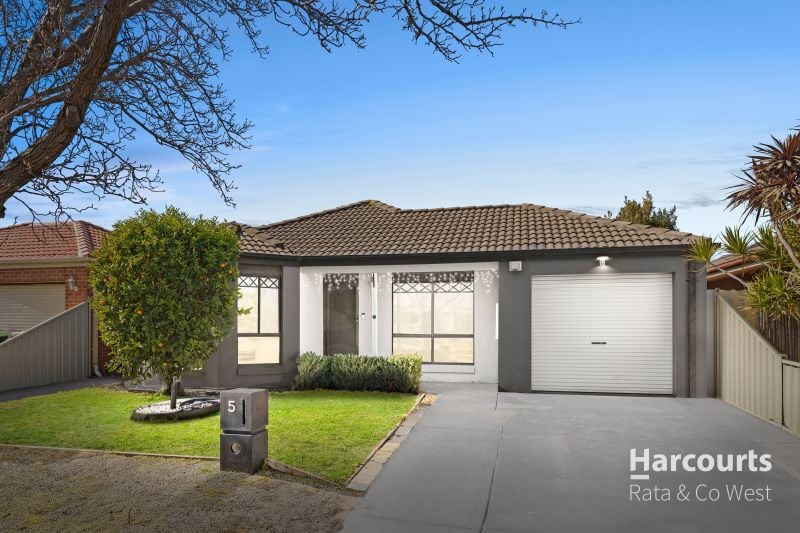 5 Diggers Place, Caroline Springs