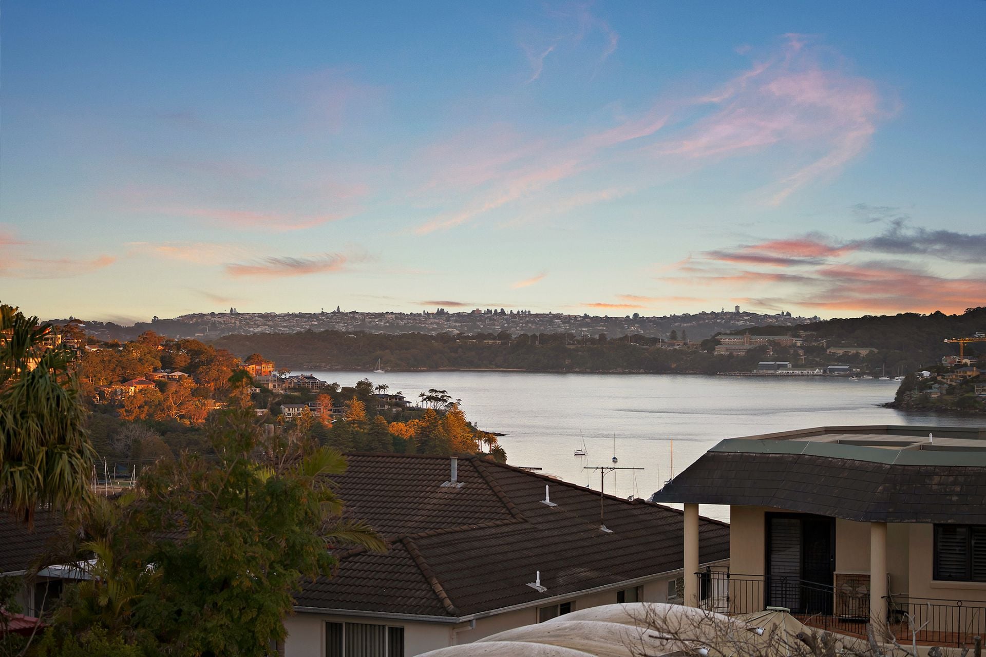 23 Ponsonby Parade, Seaforth, Seaforth - Thumbnail 4