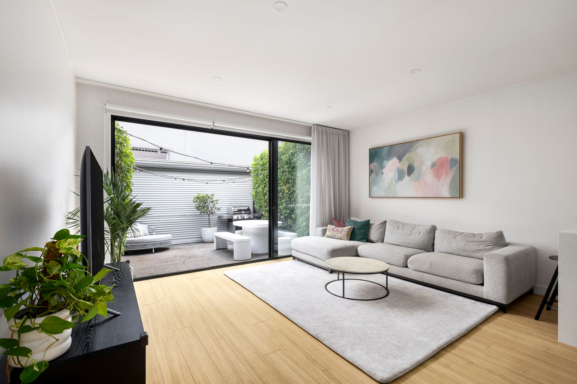 89 Baker Street, Richmond, Richmond - Thumbnail 3