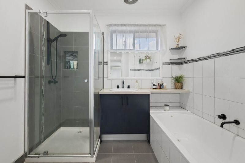 1A Pelham Court, Epping