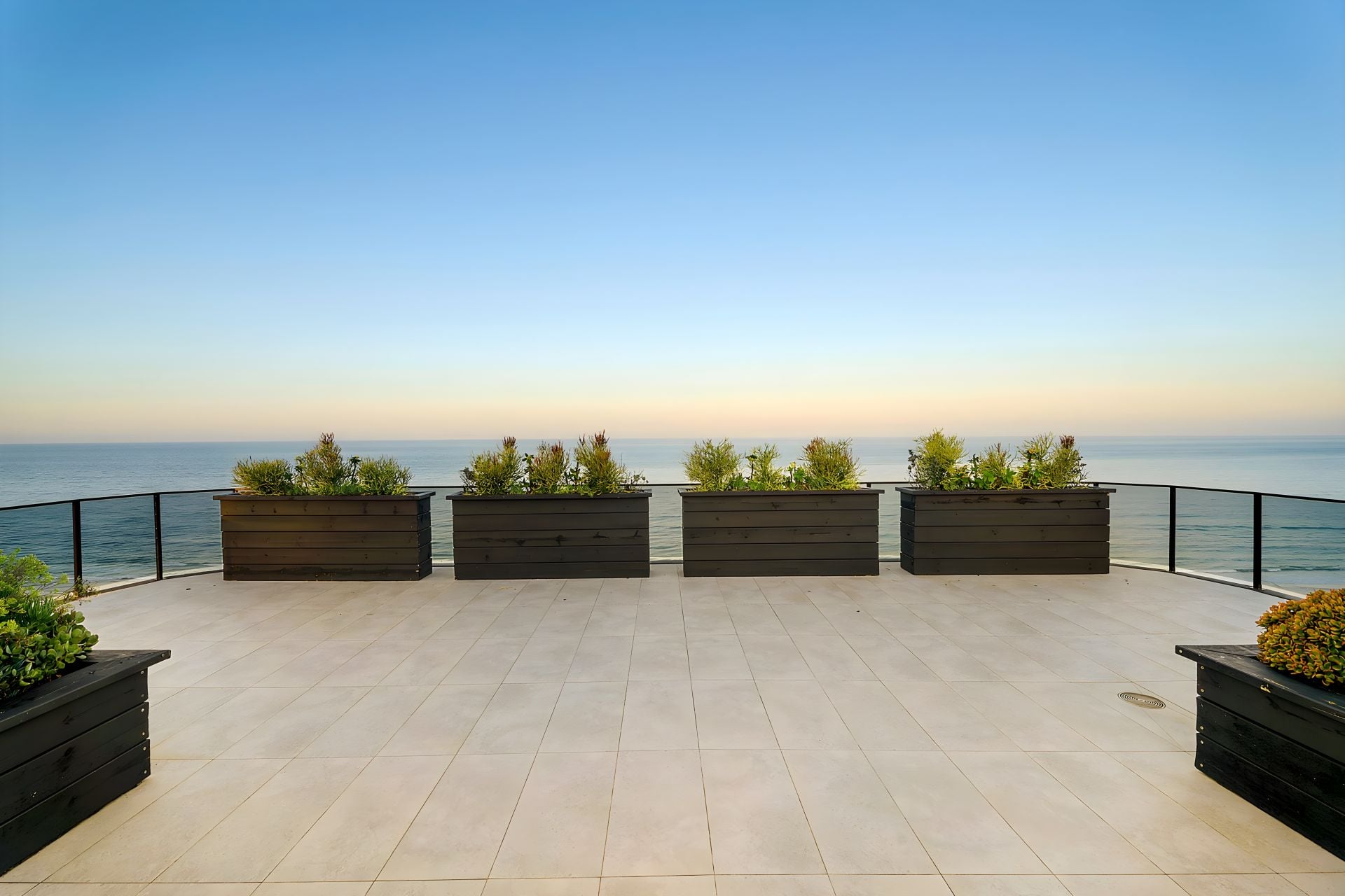 $5,300,000, Broadbeach - Image 1