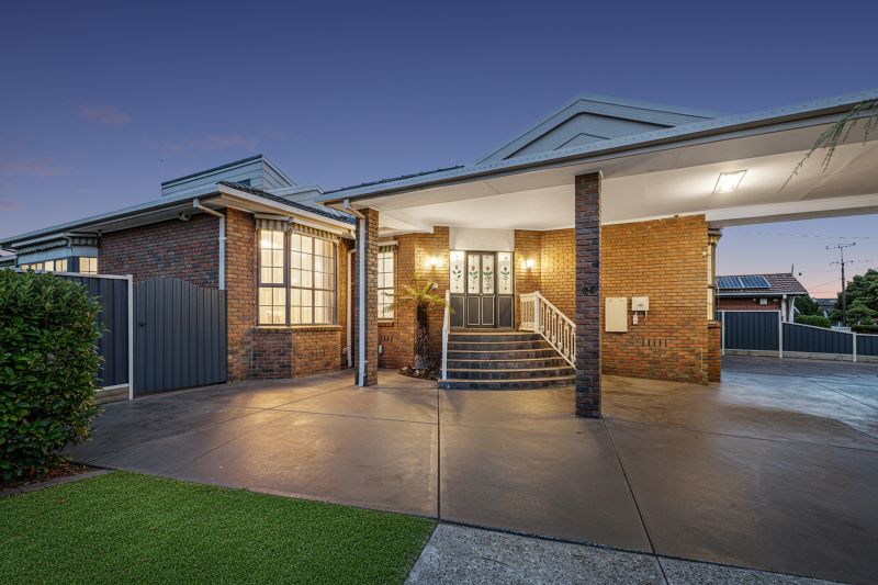 100 Radford Road, Reservoir