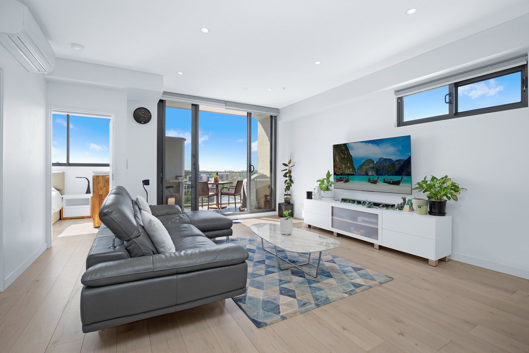 1210/135-137 Pacific Highway, Hornsby, Hornsby - Thumbnail 2