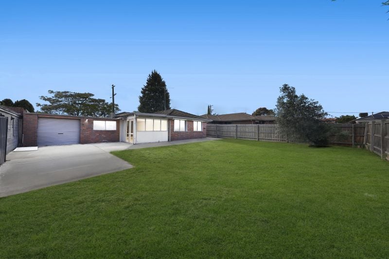 63 Pindari Avenue, Mill Park