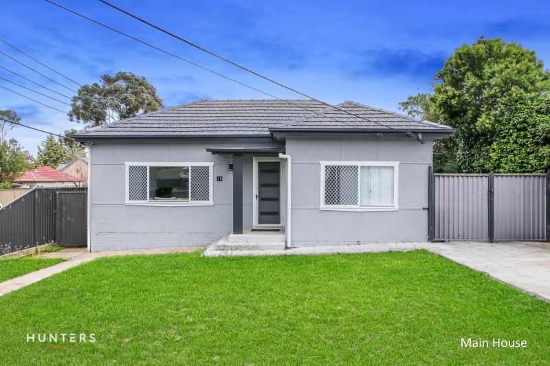 16 Desmond Street, Merrylands