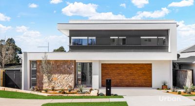 Colebee, 1 Woodhall Close