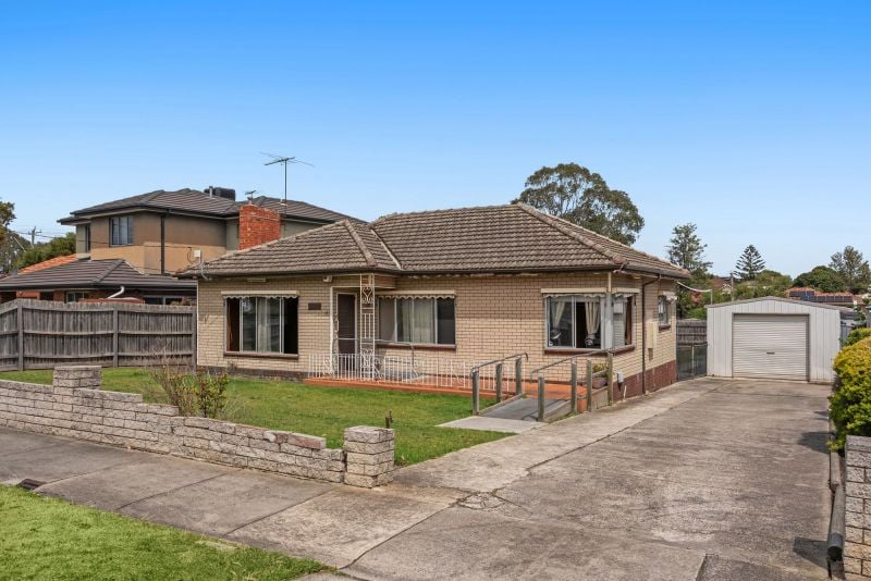 5 Hobbs Crescent, Reservoir