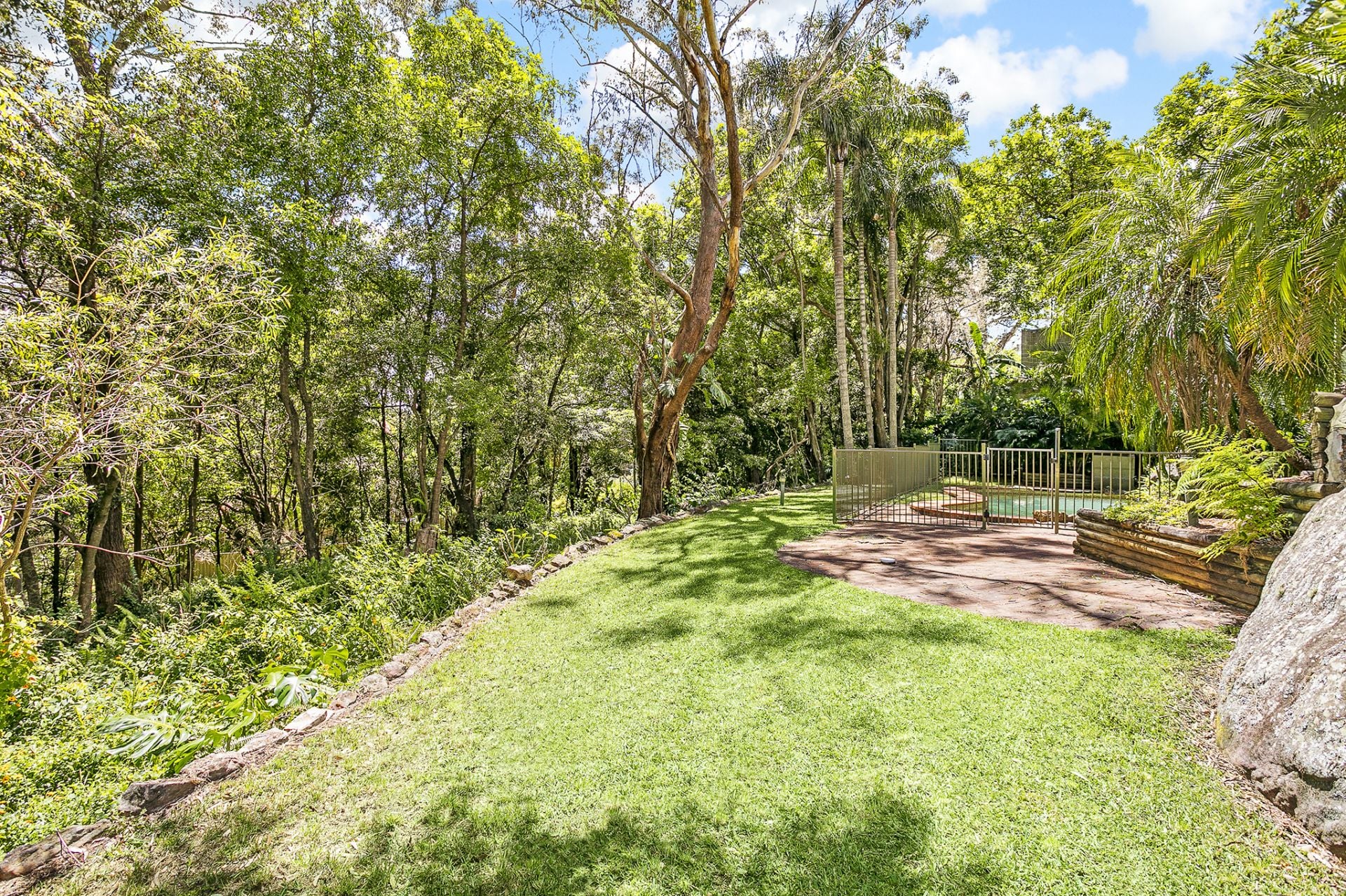 13 Stirling Avenue Kirrawee NSW, Kirrawee - Thumbnail 6
