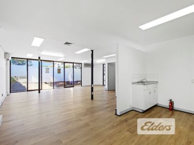 ADAPTABLE GROUND FLOOR OFFICE / RETAIL + 2 CAR PARKS!