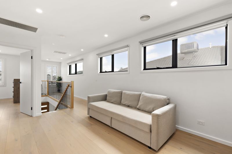 21 Calvert Place, Point Cook