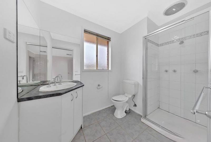 18 Raheen Place, Craigieburn