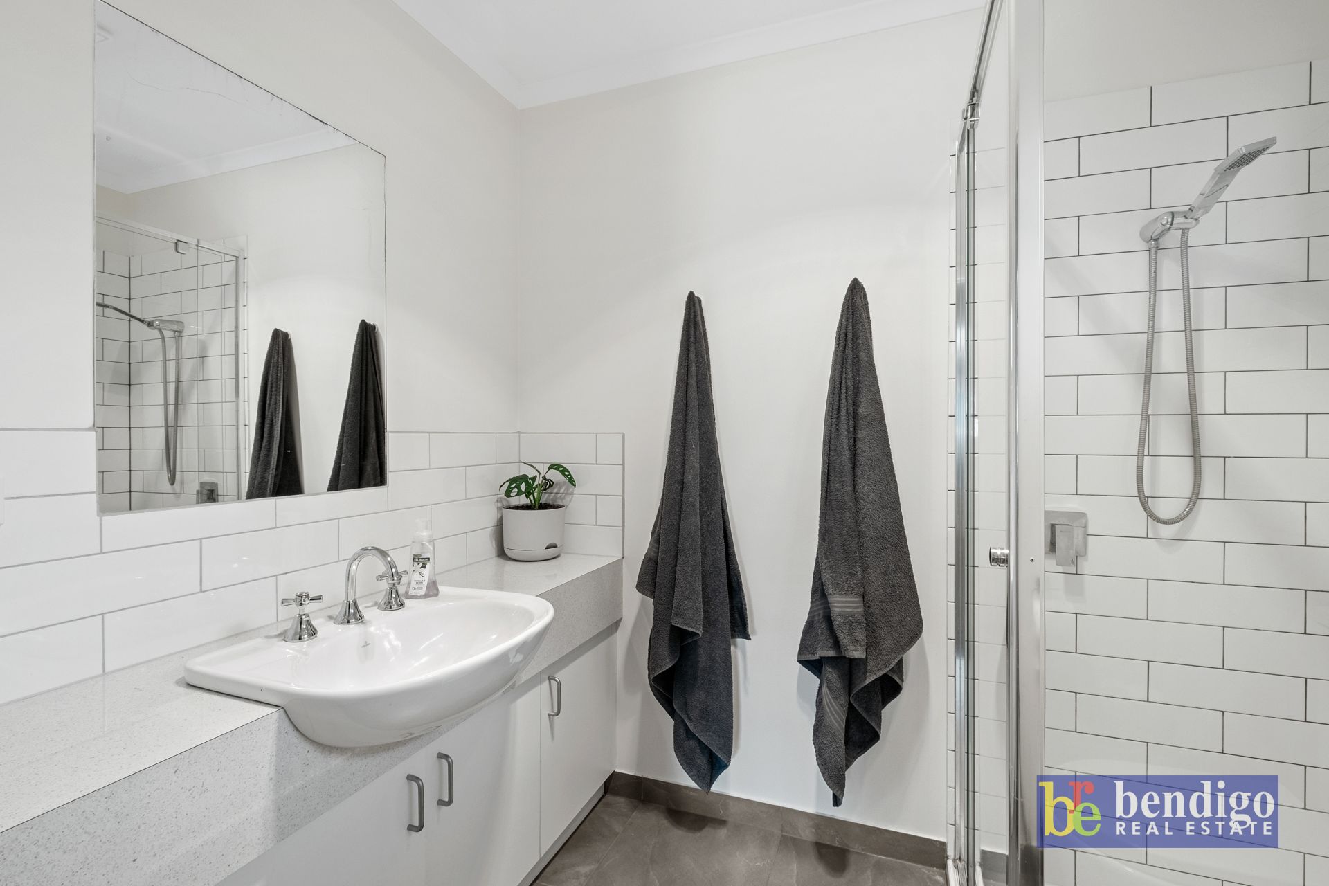 38 Akoonah Drive Golden Square VIC, Square - Thumbnail 5