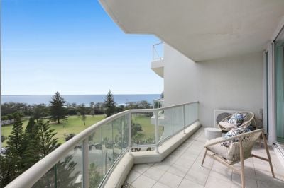 Broadbeach 44/177 Old Burleigh Road