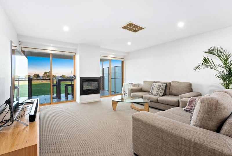 10a Parkside Crescent Seaholme VIC, Seaholme - Thumbnail 8