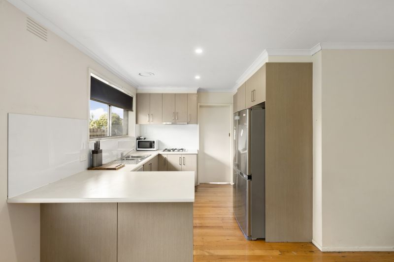 1 Bataan Court, Lalor