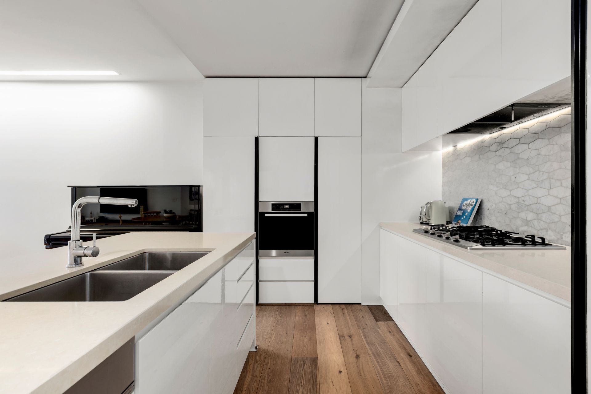 3/30 Warleigh Grove, Brighton, Brighton - Thumbnail 5