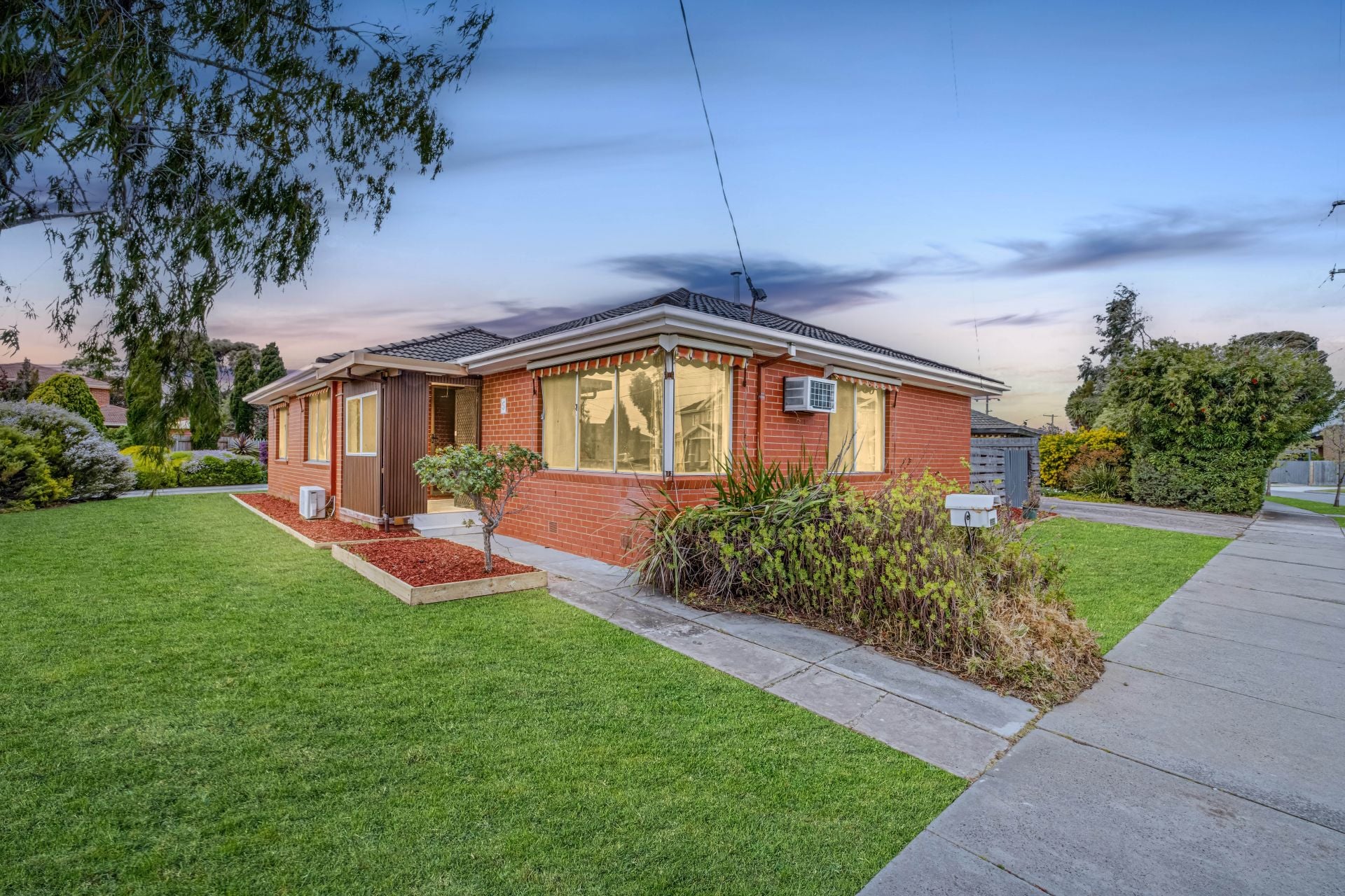 Quiet Court Living With Endless Appeal