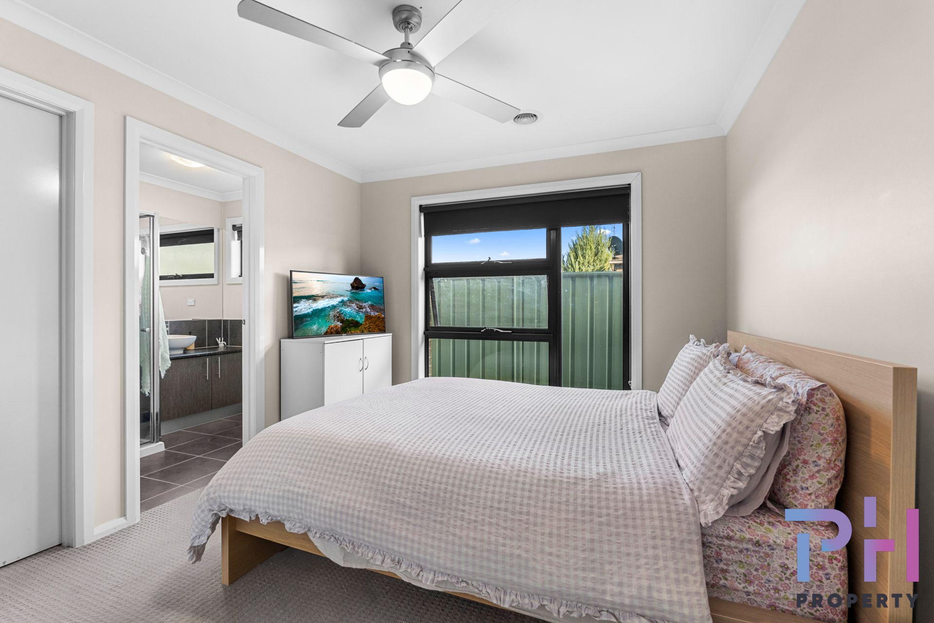33 Caulfield Drive ASCOT VIC, Ascot - Thumbnail 4