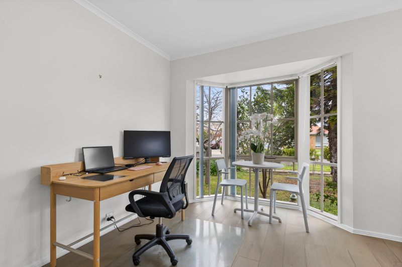 11 Woolnough Drive, Mill Park