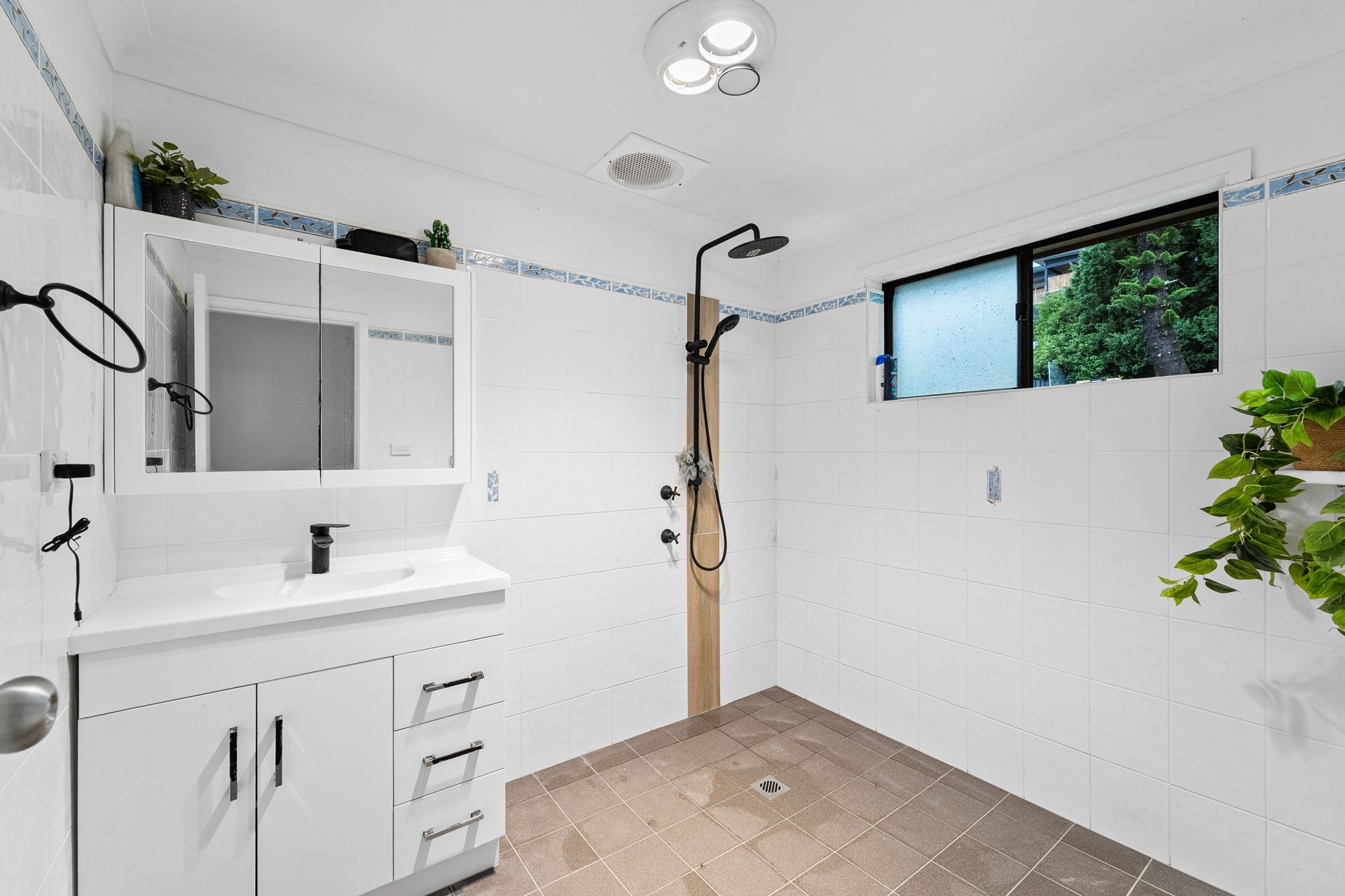 10 Wordsworth Avenue, Bateau Bay, Bateau Bay - Thumbnail 5
