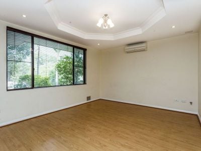 9 Curalo Mews, South Lake