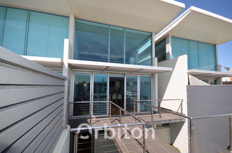 2/100 Seaview Road, West Beach SA 5024