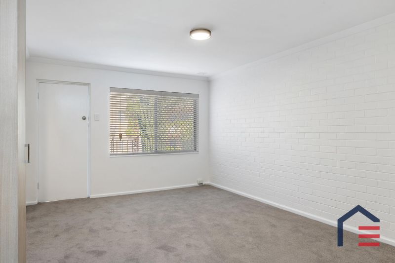 9J/59 Tenth Avenue, Inglewood