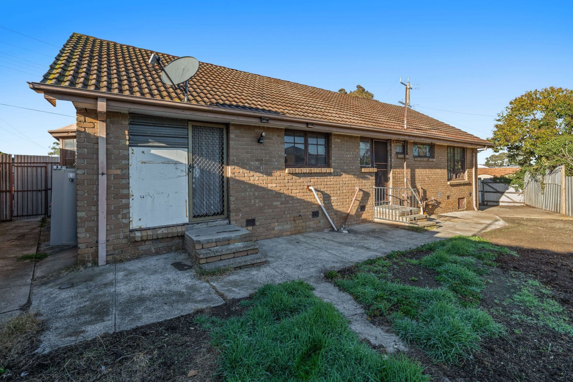 Renovate, Rebuild or Redevelop – Corner Block Potential