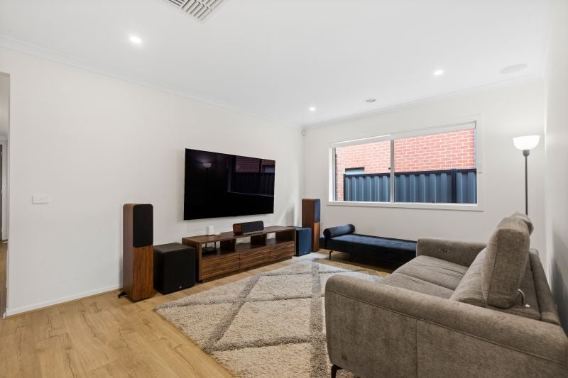 33 Highpark Circuit, Craigieburn