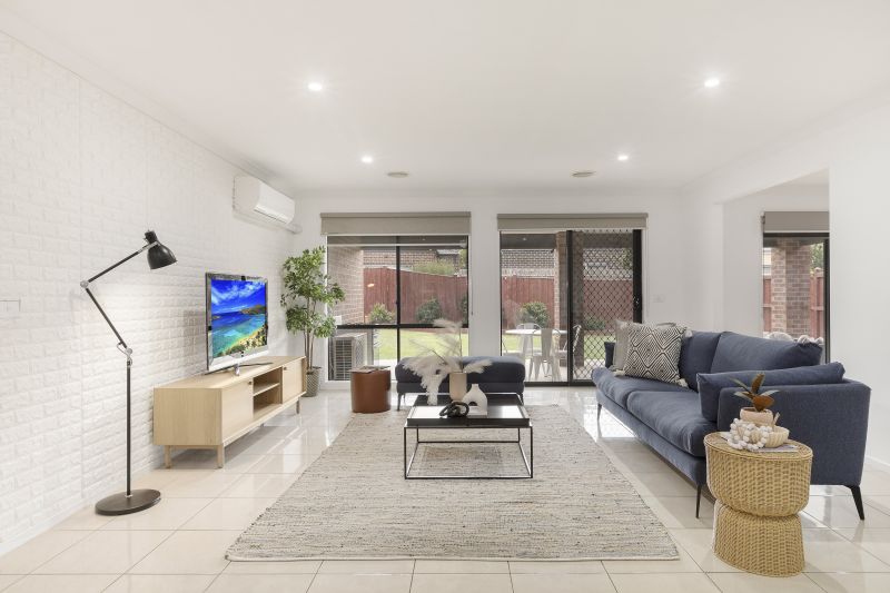 63 Albion Crescent, Mickleham