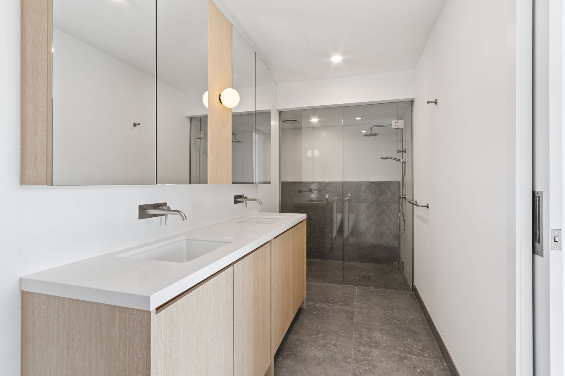 Exceptional Quality, Executive Residence, Private viewings welcome