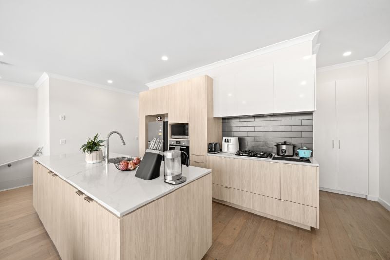 37 Tussock Drive, Bundoora