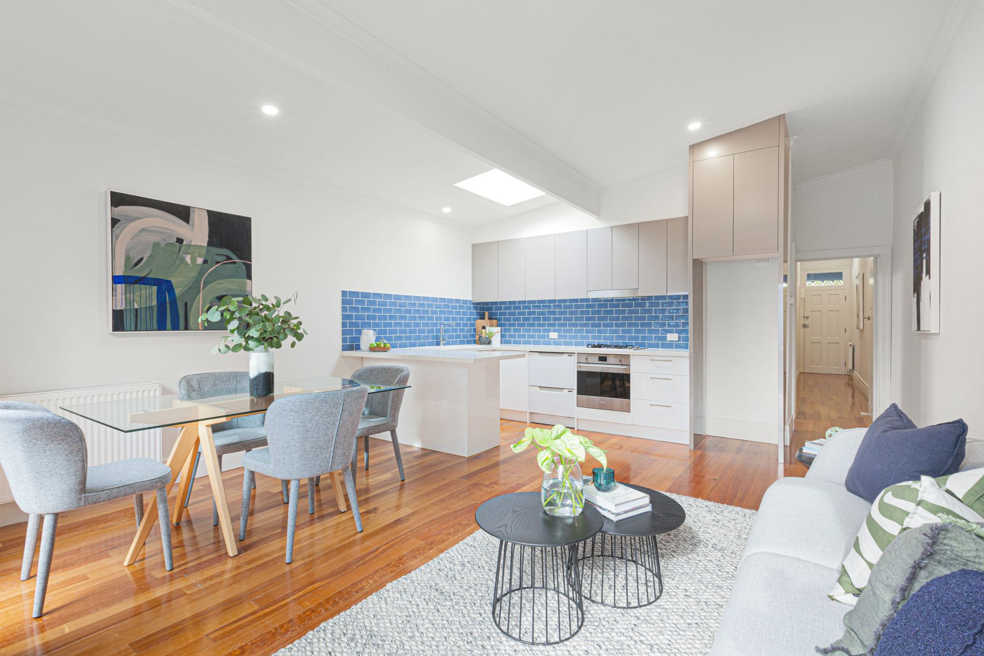 9 Mary Street, Windsor, Windsor - Thumbnail 2