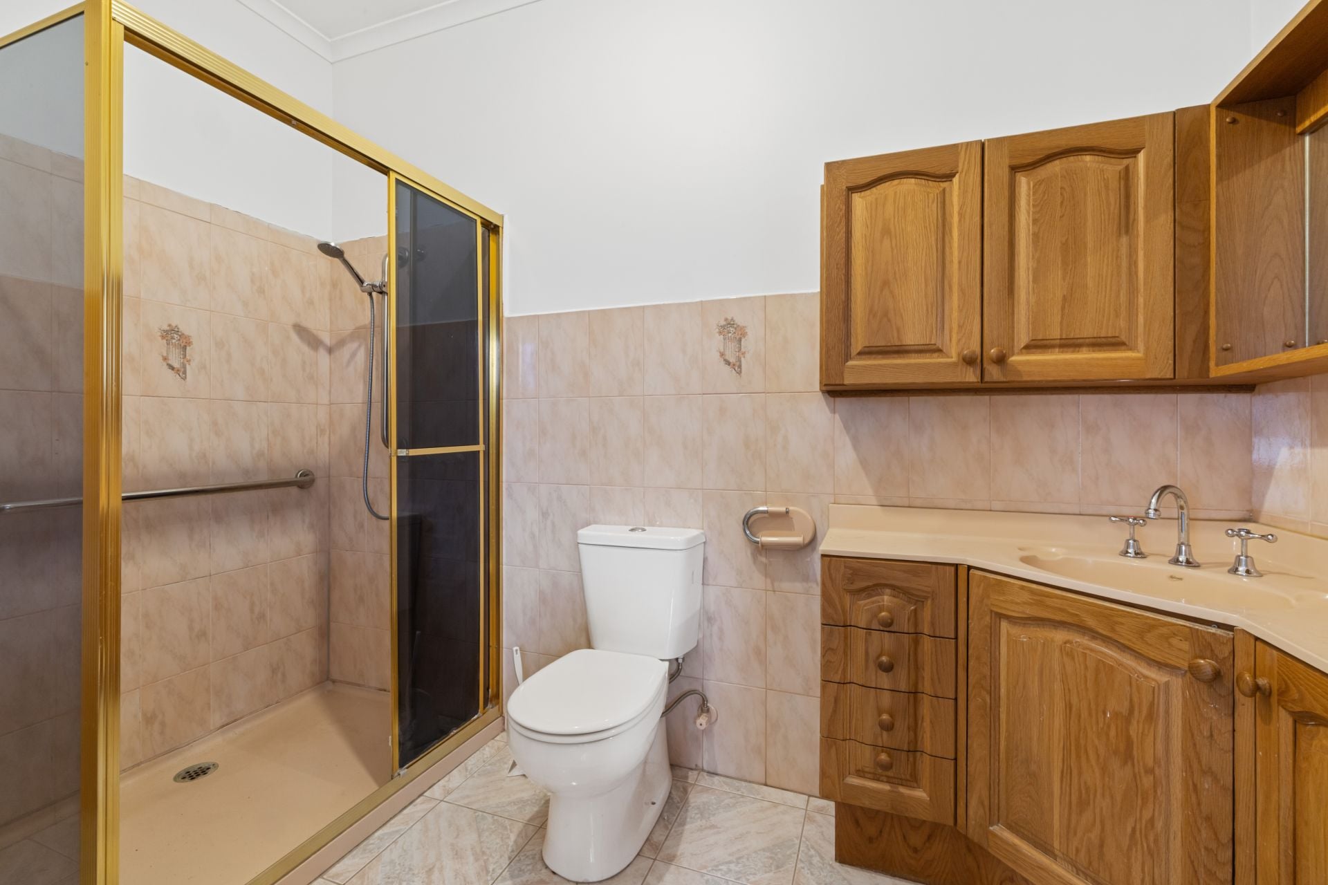 Space, Comfort & Versatility In A Prime Lalor Setting
