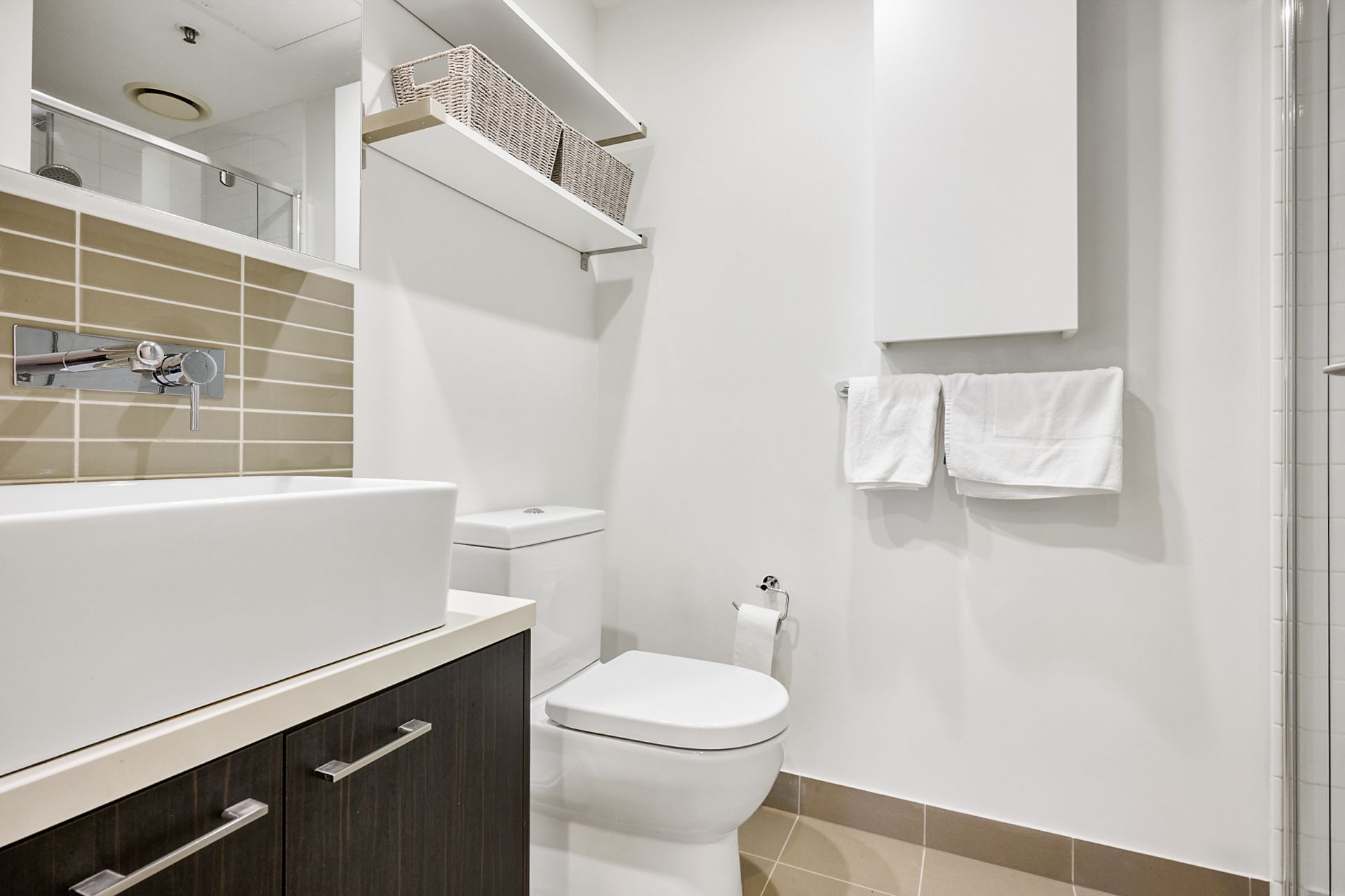 2407/5 Sutherland Street Melbourne VIC, Melbourne - Thumbnail 7