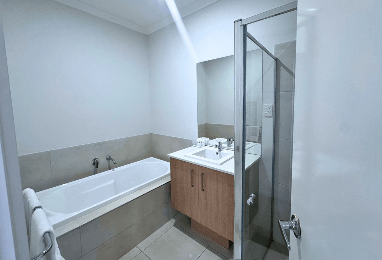 8 Ipswich Avenue Werribee VIC, Werribee - Thumbnail 8