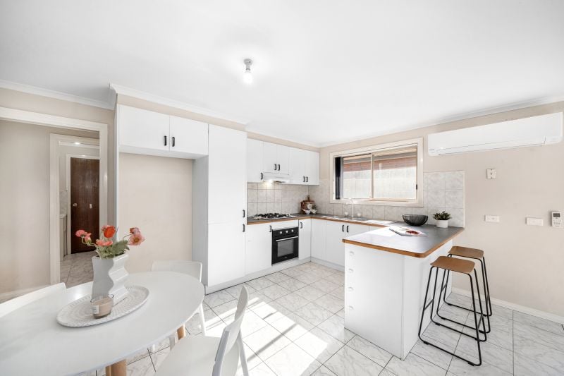 1/1 Pine Street, Thomastown