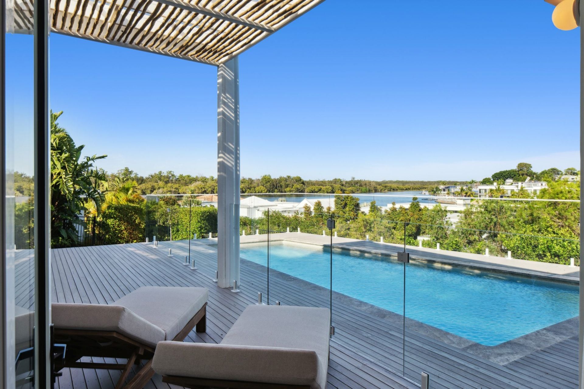 5706 Observation Crescent, Sanctuary Cove - Thumbnail 2